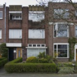 Woning met praktijkruimte Noorderstationstraat